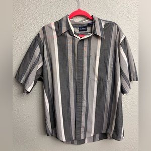 Puritan large grey stripped men’s short sleeve button up